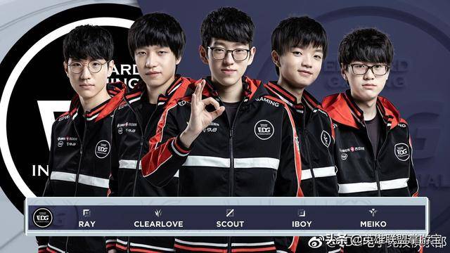 从刚进入联 从刚进入联