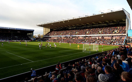本土教练更 本土教练更