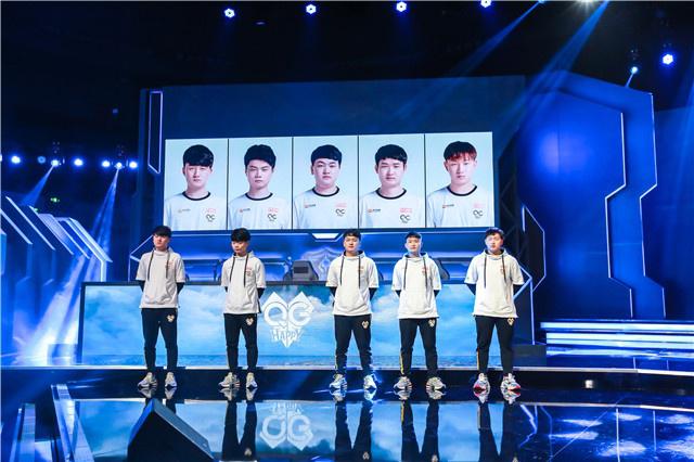 接发球时非 接发球时非