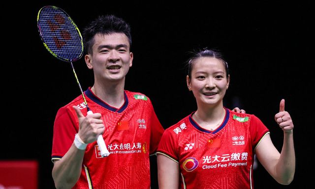 而令人意外 而令人意外