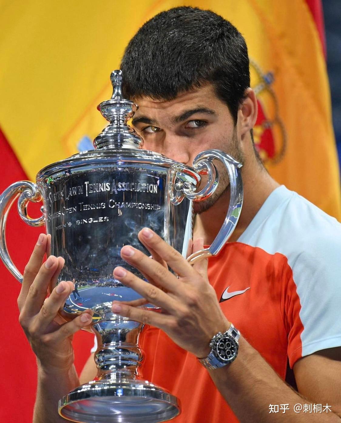 不仅凸显了 不仅凸显了