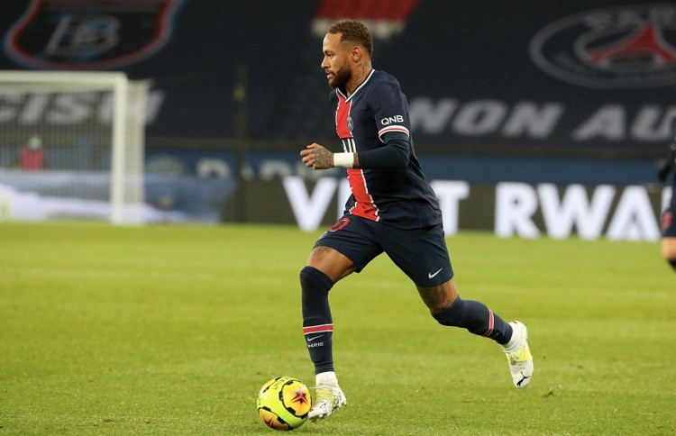 球队由此收 球队由此收